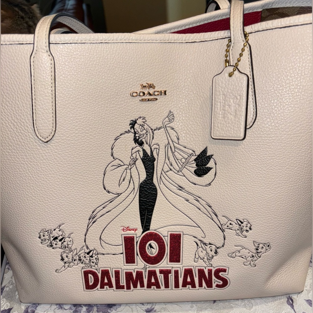 Coach X Disney Cruella And 101 Dalmatians City Tote Bag